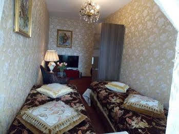 Weena House Bed and breakfast 3*