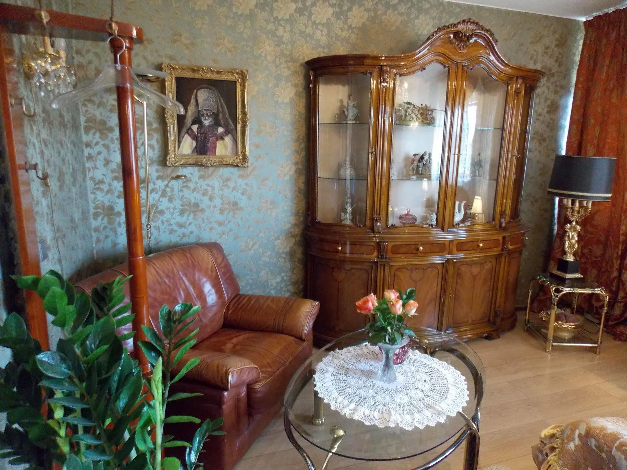 Weena House