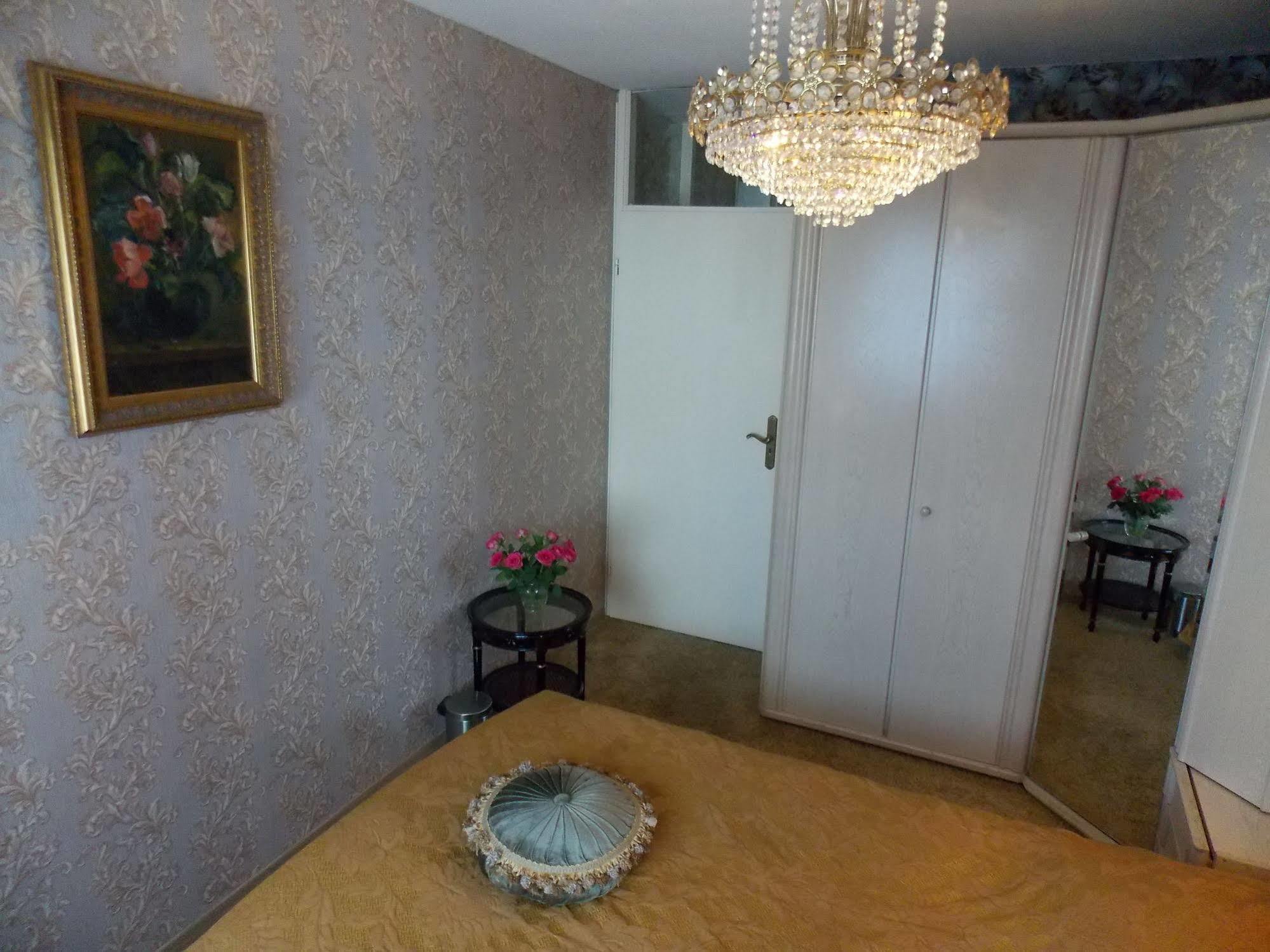 Weena House 3*